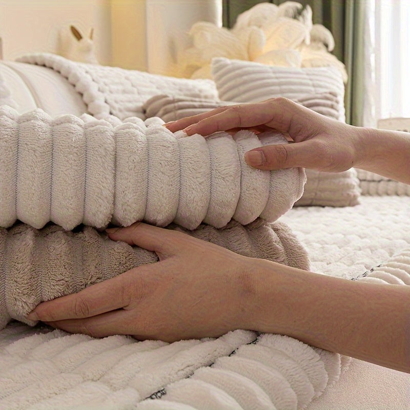 1pc Bohemian Plush Sofa Cushion Suitable for All Sofa Types, Thickened Pet-Friendly Cushion Cover with Ruffled Edges, Machine Washable Non-Slip Cover Fits for Single\u002FDouble\u002FTriple\u002FQuad Sofas, Quilted for
